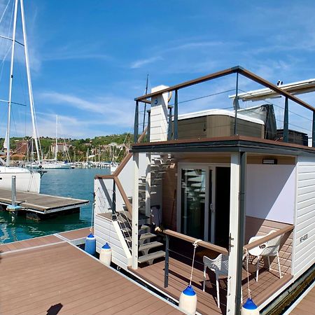 Bellavista Houseboat Apartment Portorose Bilik gambar