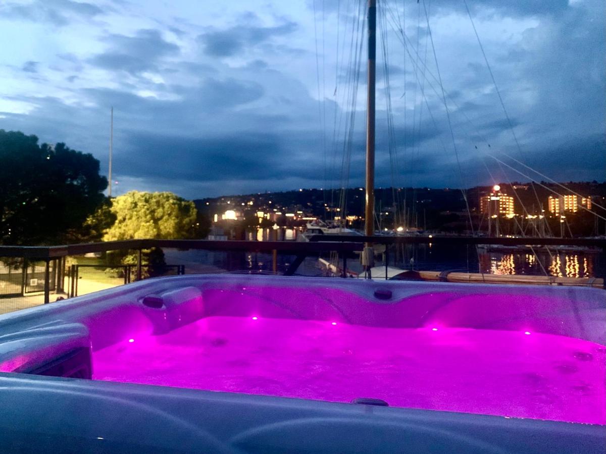 Bellavista Houseboat Apartment Portorose Luaran gambar